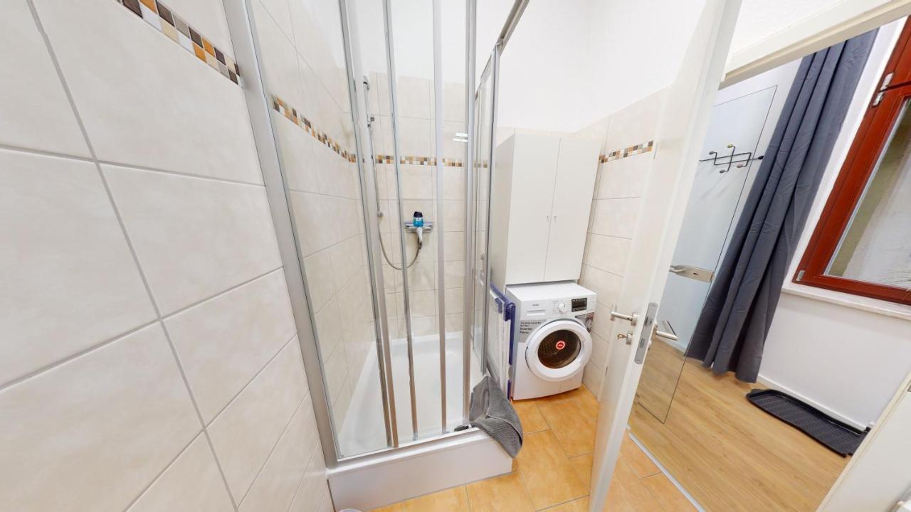 Sweethome - Luxus Pur - Grosse Kueche, Wifi Apartment
